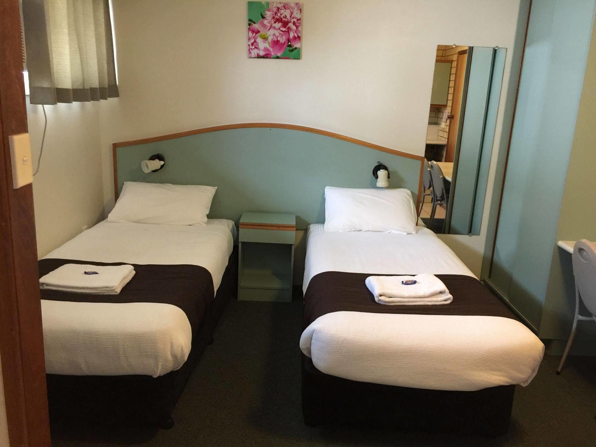Caloundra Suncourt Motel Ngoại thất bức ảnh