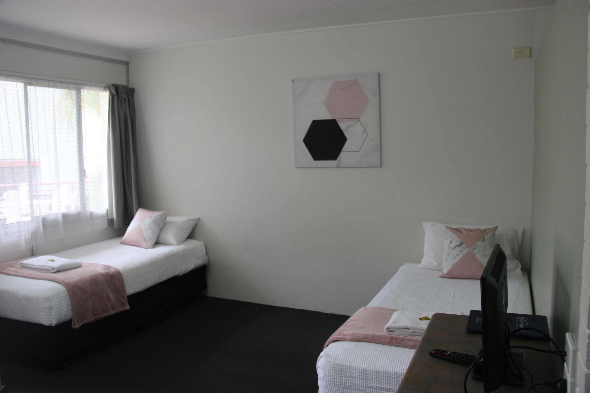 Caloundra Suncourt Motel Ngoại thất bức ảnh